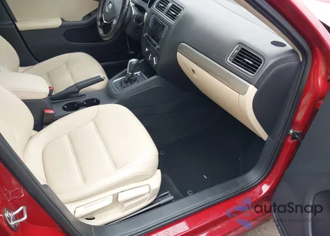 2017 Volkswagen Jetta 1.4T Se from USA, damaged, VIN 3VWDB7AJ3HM361496